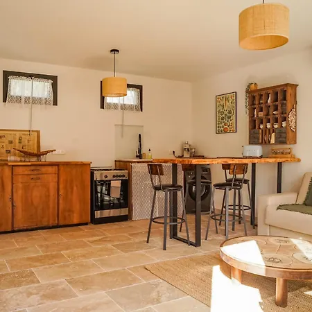 Holiday home Maison 47m2 A 10min Des Plages - Billard, Baby, Salle De Sport, Jardin